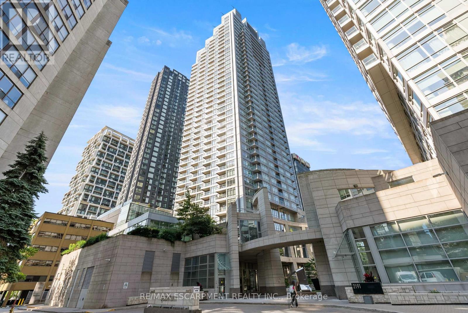#603 2181 YONGE STREET - 10