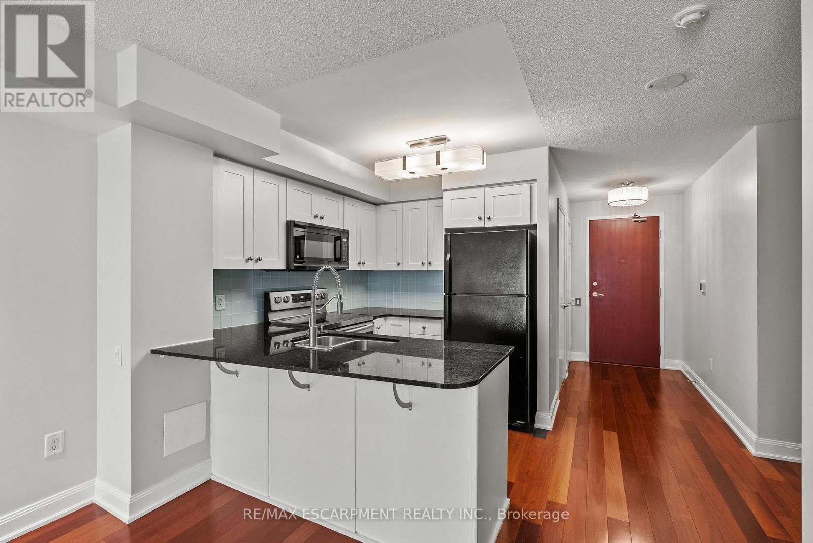 #603 2181 YONGE STREET - 16
