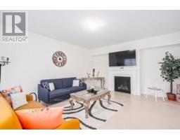 Primary Bedroom - 216 Warden Street, Clearview, ON L0M1S0 Photo 8