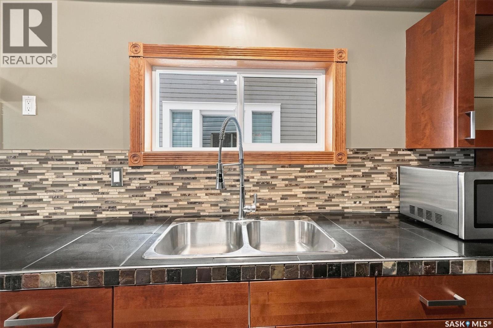 406 27th STREET W - 15
