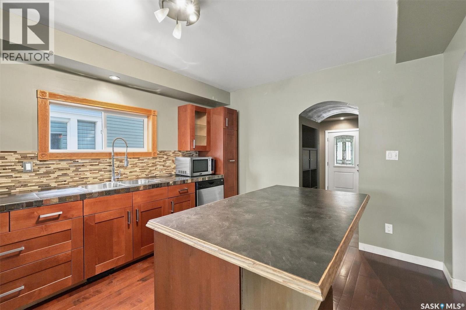406 27th STREET W - 18