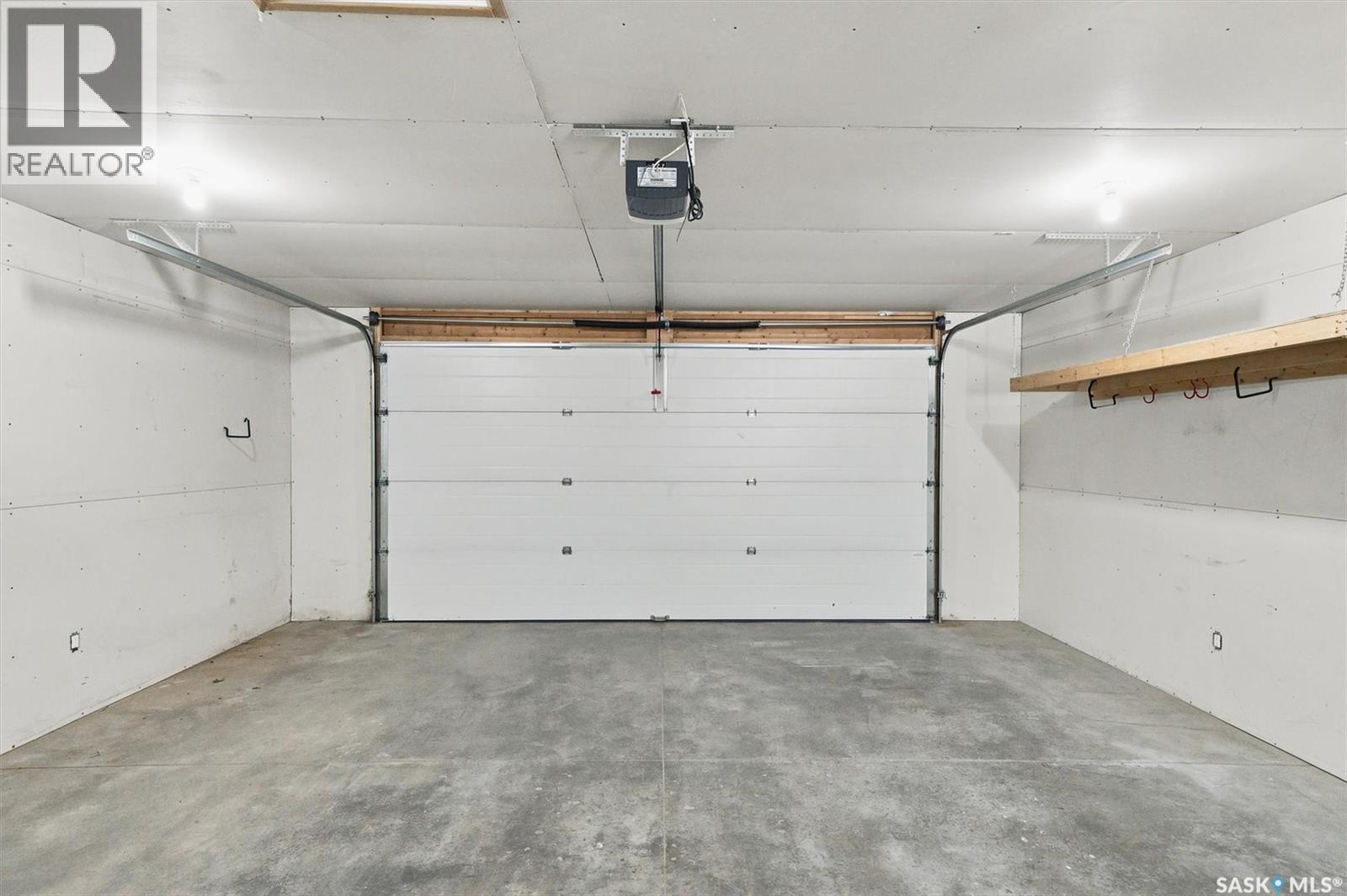 406 27th STREET W - 44