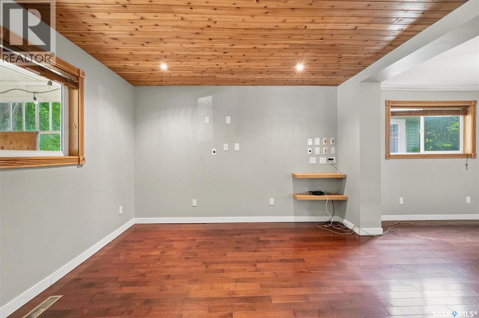 406 27th STREET W - 9