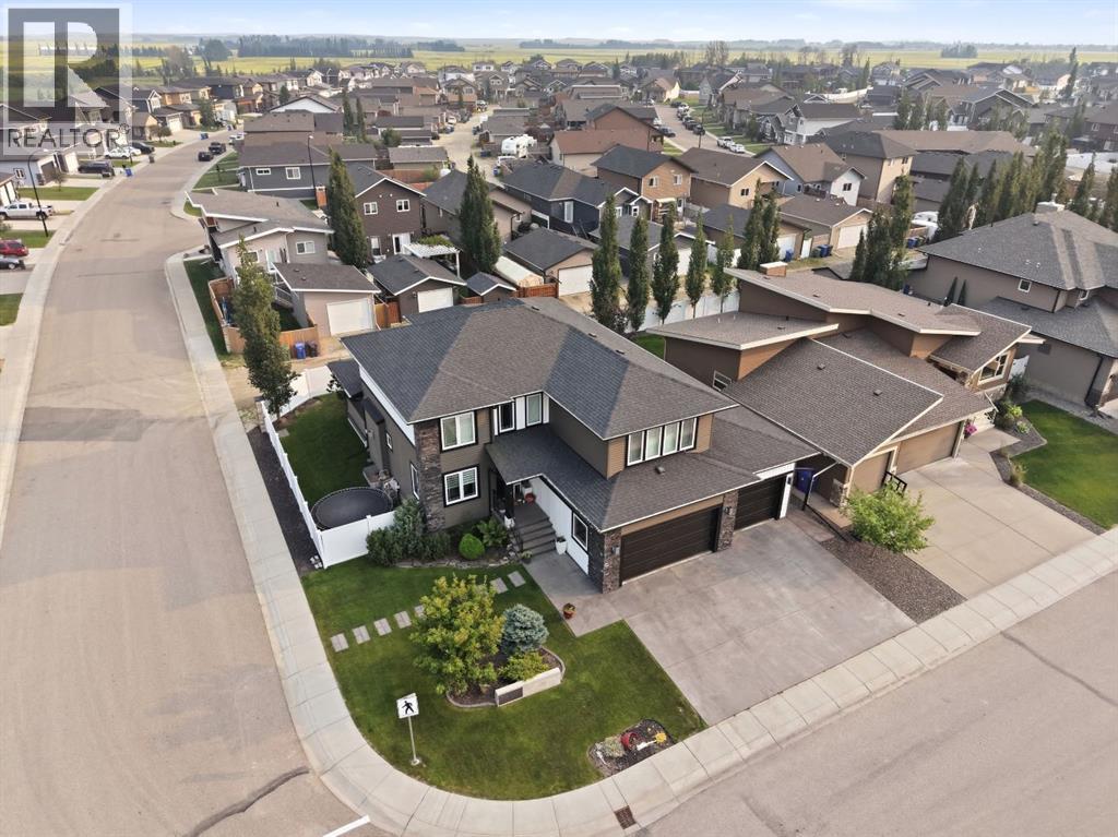 Listing photo – 200 Vancouver Crescent, Red Deer