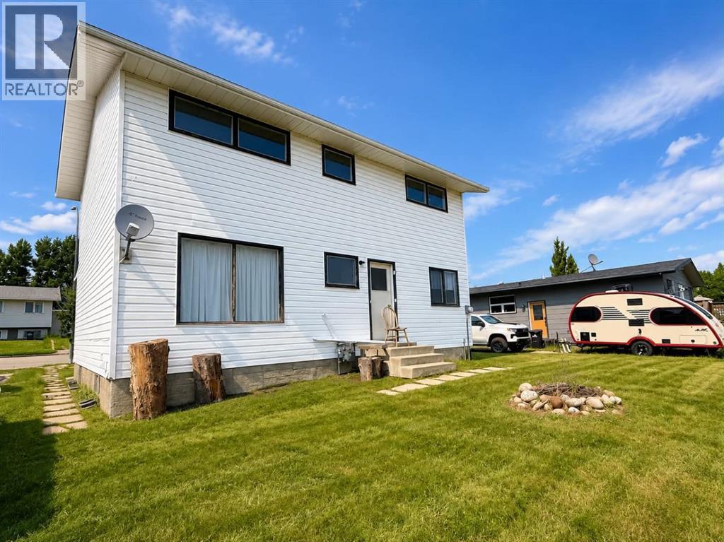 10813 98th Avenue - 2