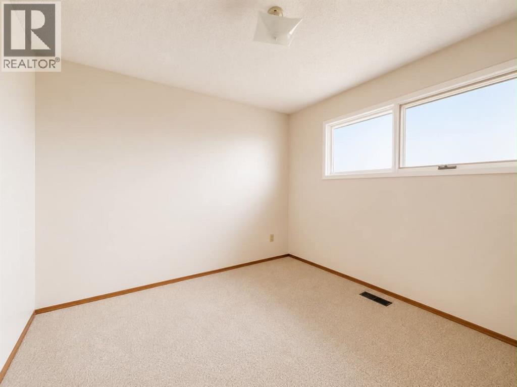 10813 98th Avenue - Image 9
