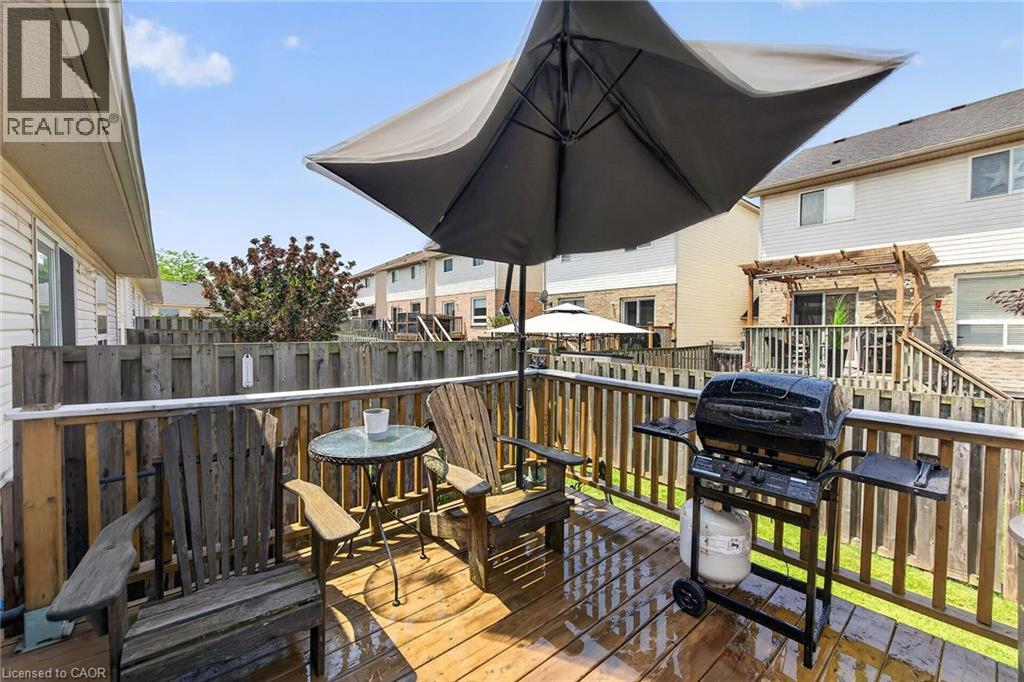 #44 24 KENYON Crescent - 37