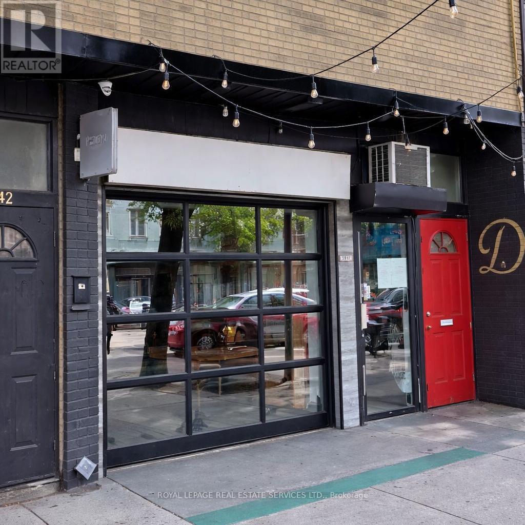 2840 DUNDAS STREET W