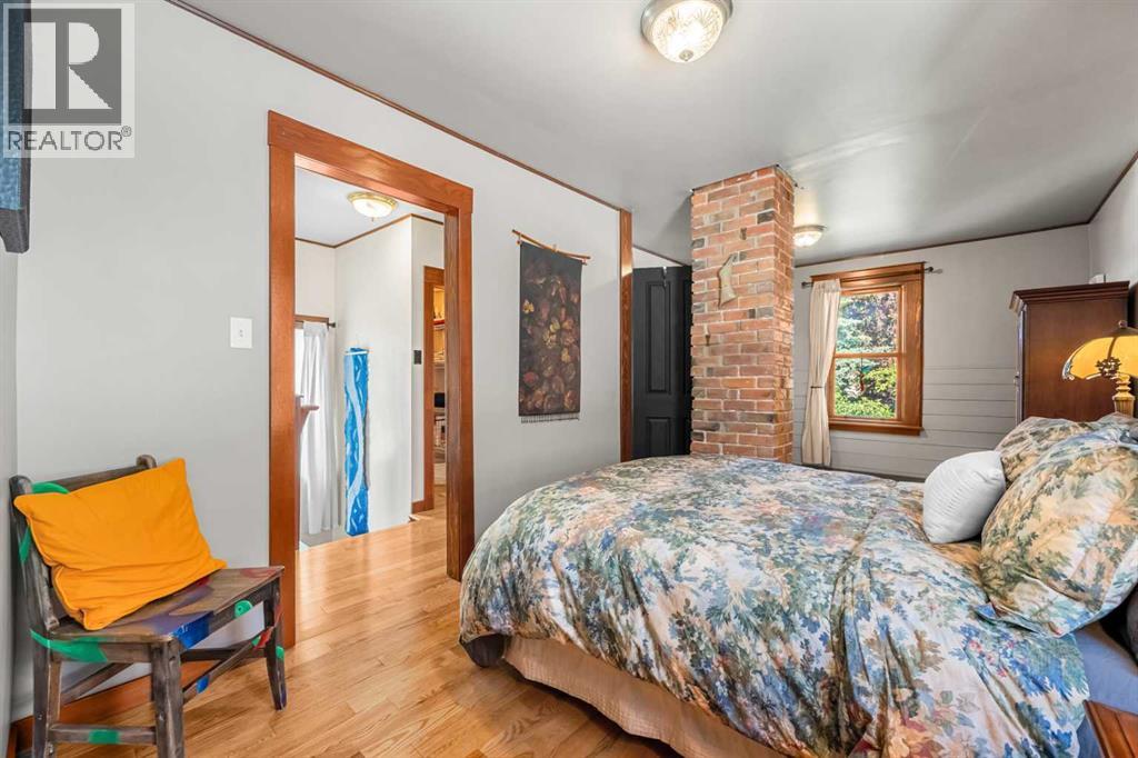 2107 9 Street SE - Image 22