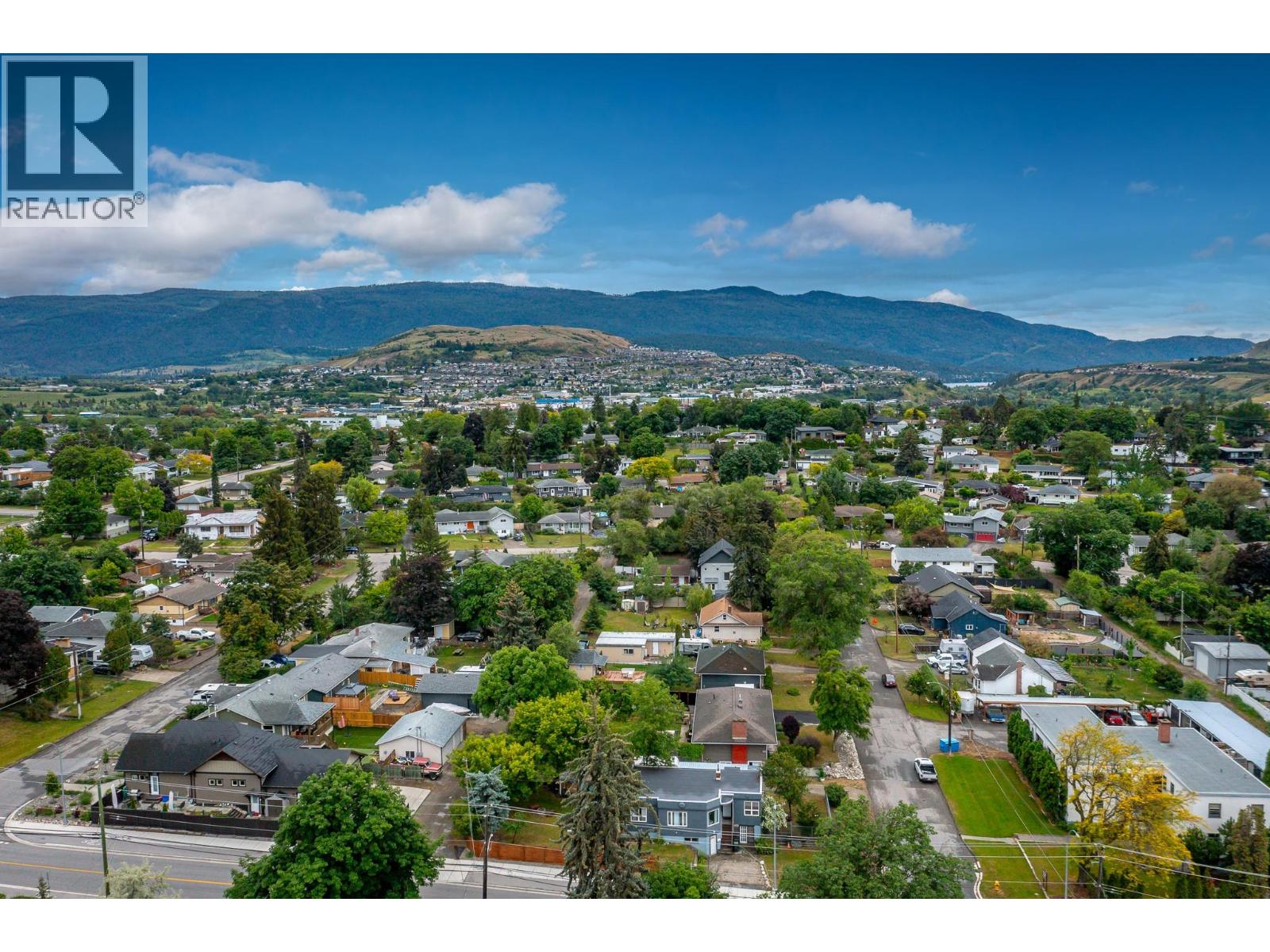 1906 32 Avenue - 40