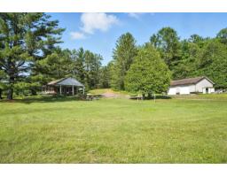 90 Ch. Du Lac-leslie, Litchfield, QC J0X1K0 Photo 32
