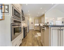 5pc Ensuite bath - 60 Donjon Boulevard, Port Dover, ON N0A1N7 Photo 6