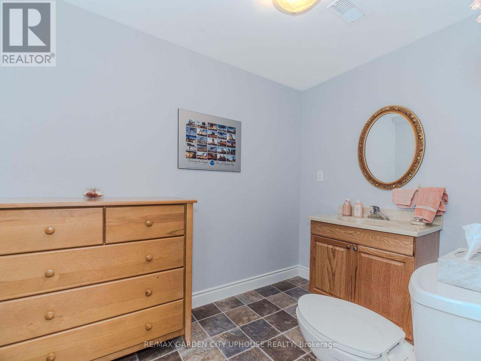 #103 122 BUNTING ROAD - 16