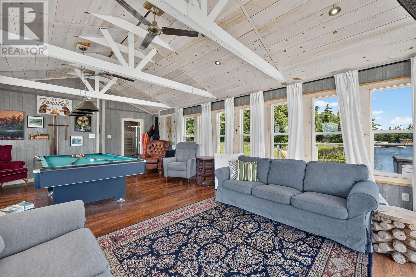 B207 LOT 31 ISLAND ISLAND - 29