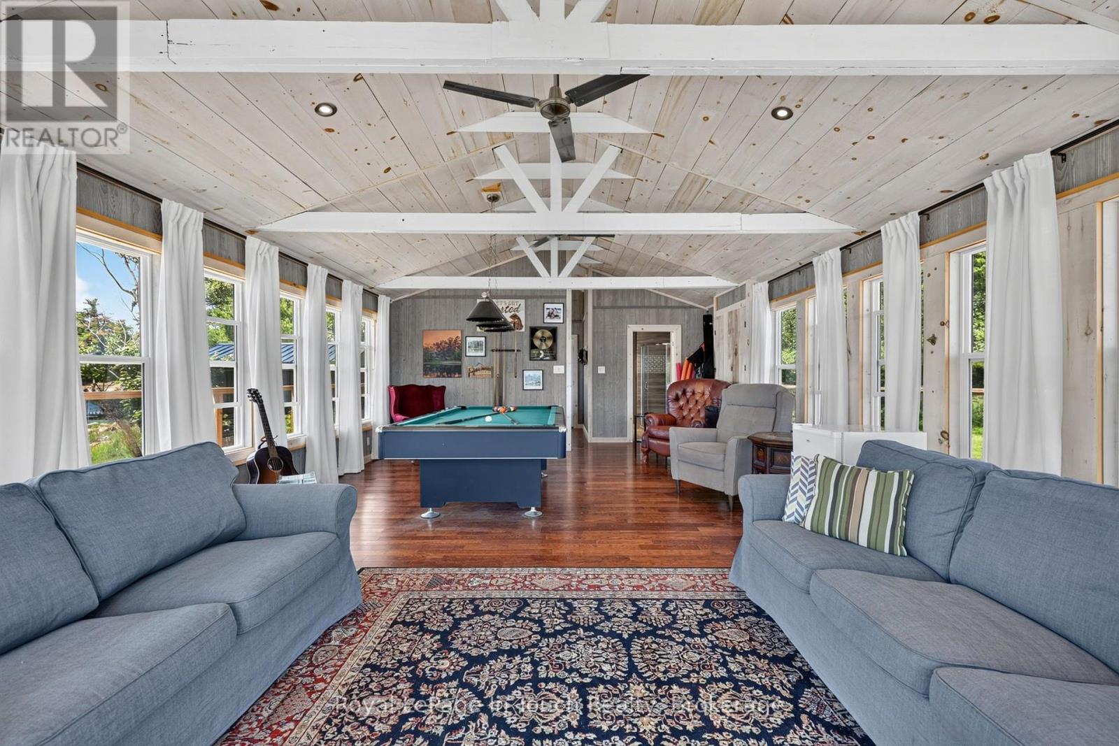 B207 LOT 31 ISLAND ISLAND - 30