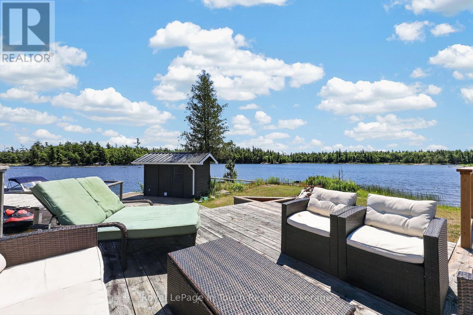 B207 LOT 31 ISLAND ISLAND - 37