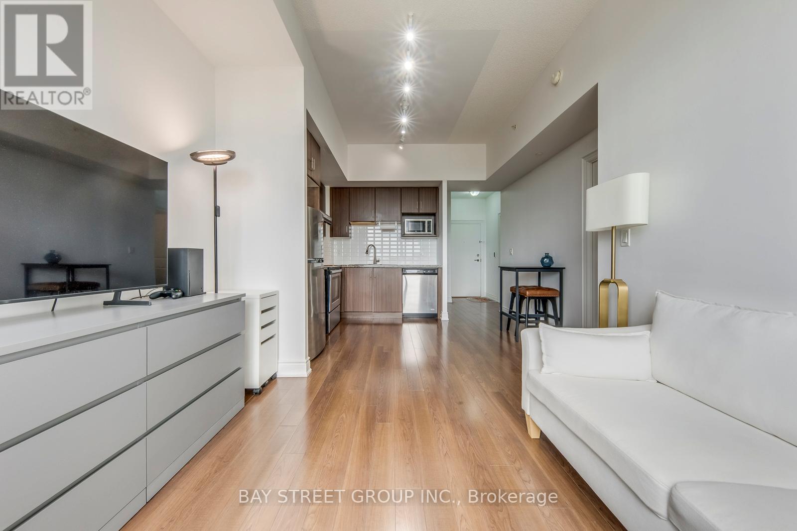 #911 38 CEDARLAND DRIVE - 11