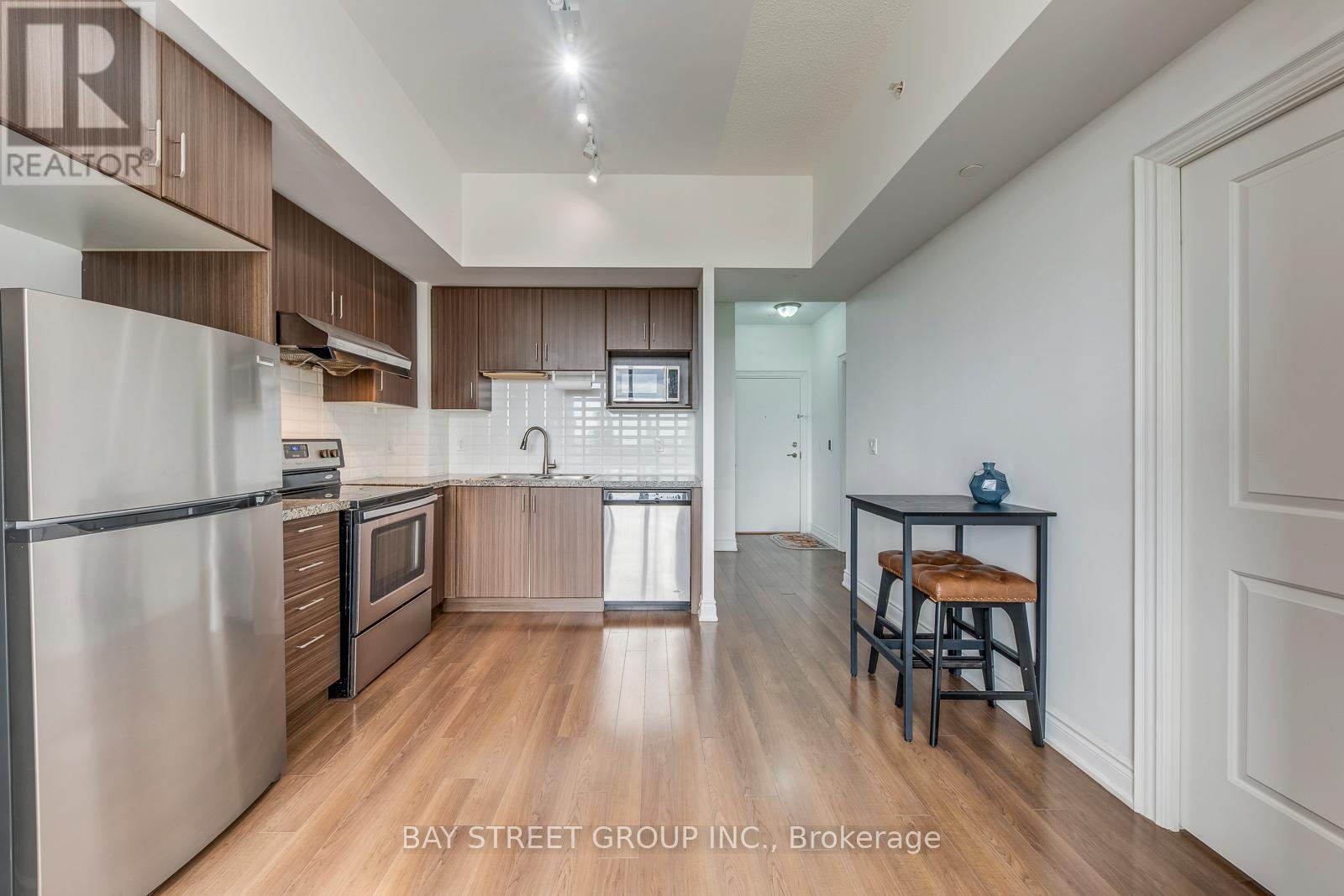 #911 38 CEDARLAND DRIVE - 14