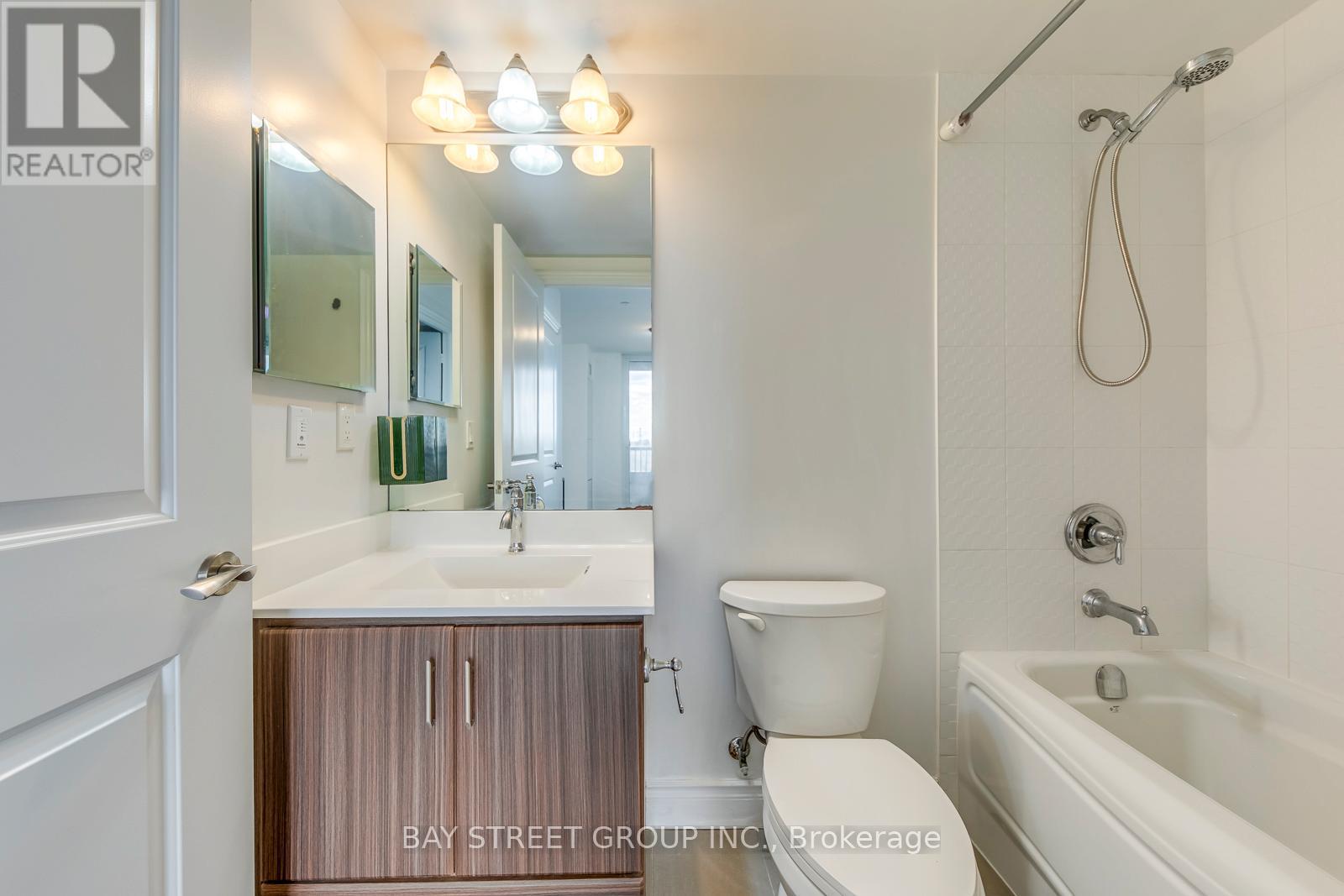 #911 38 CEDARLAND DRIVE - 26