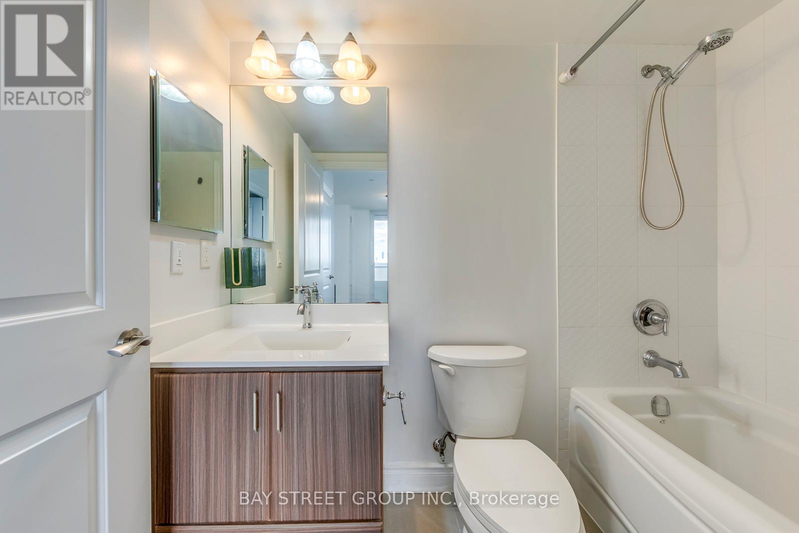 #911 38 CEDARLAND DRIVE - 8
