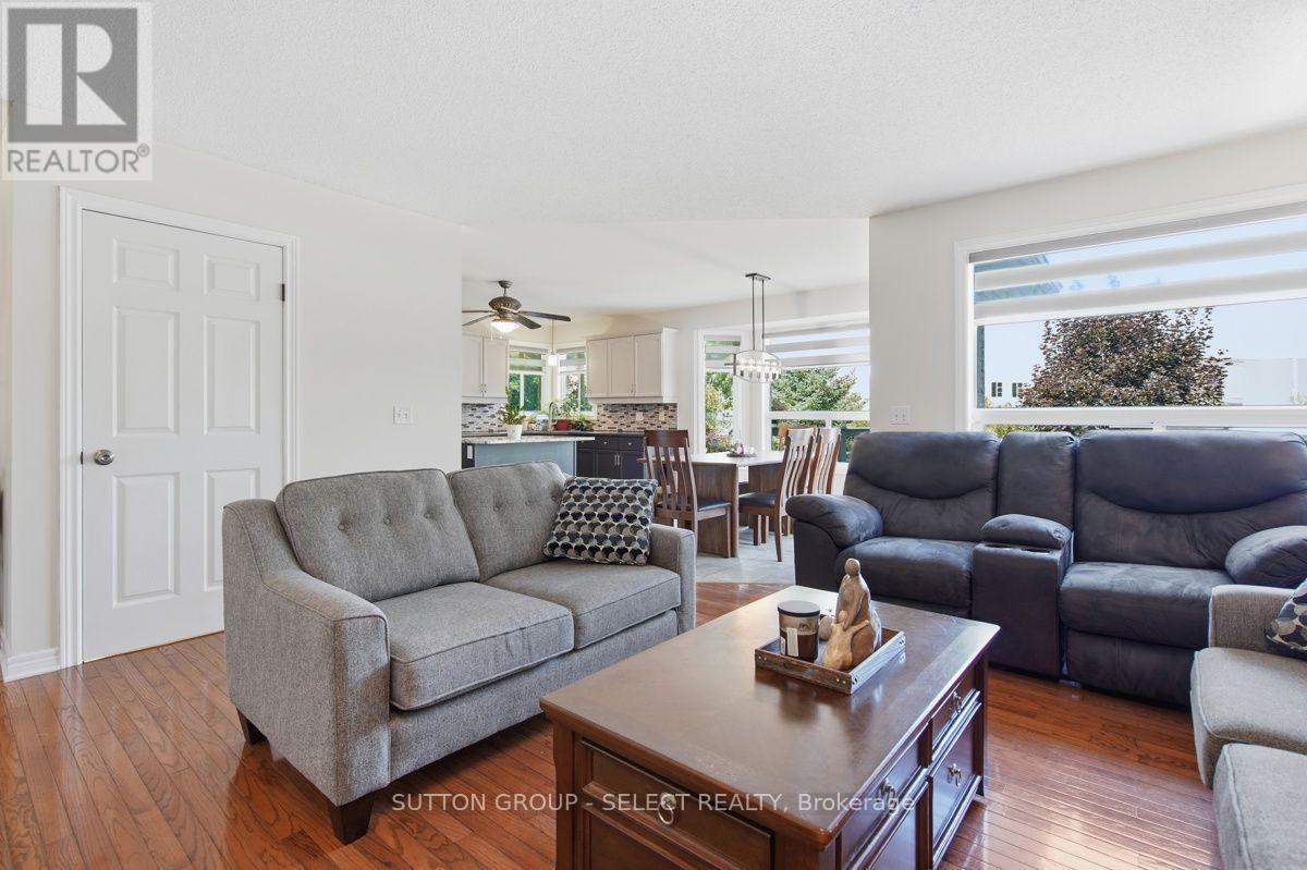1789 DEVOS DRIVE - Image 11