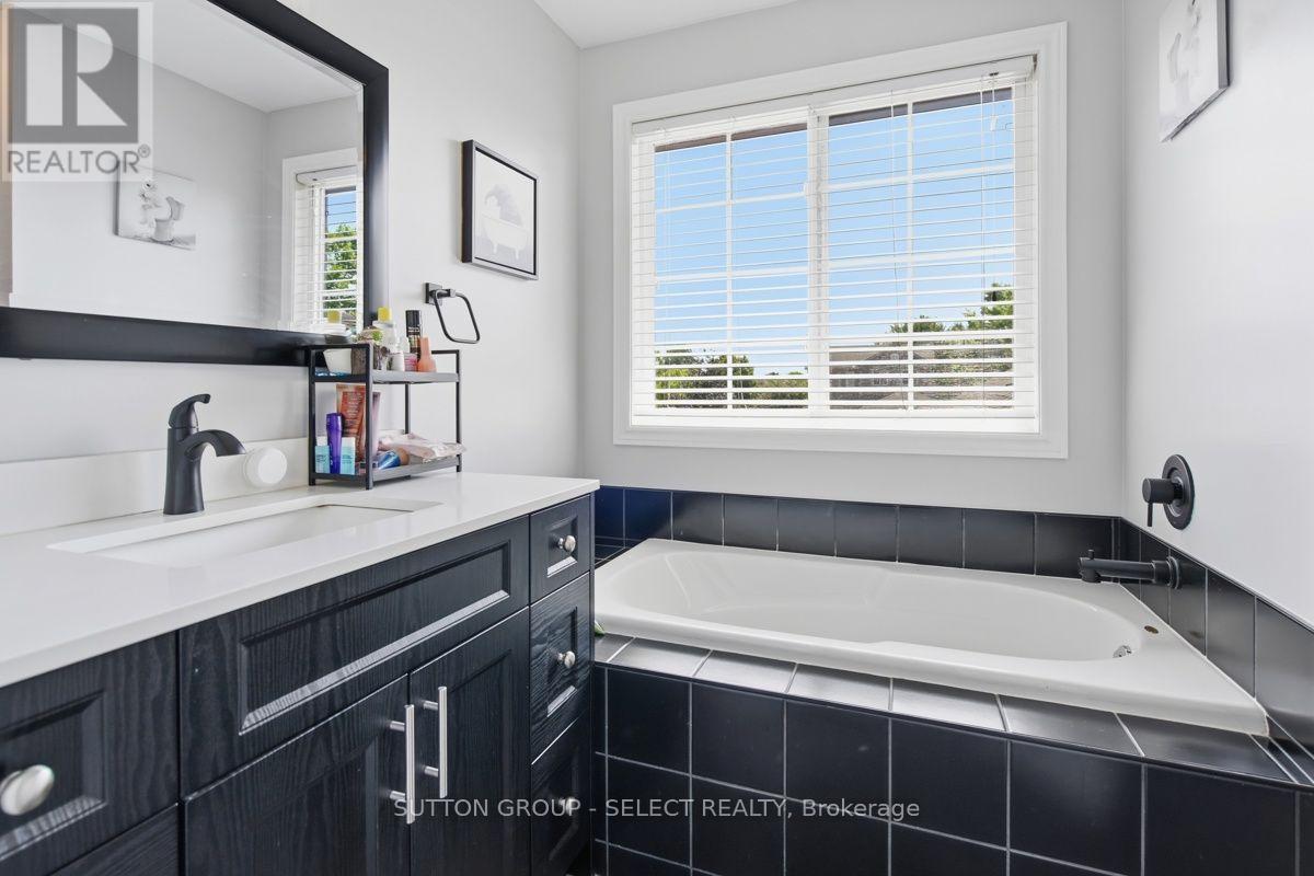 1789 DEVOS DRIVE - Image 23