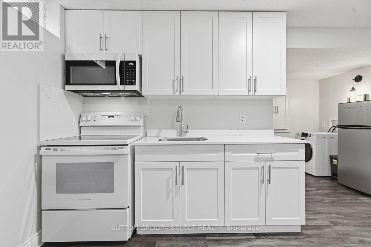 1789 DEVOS DRIVE - Image 35