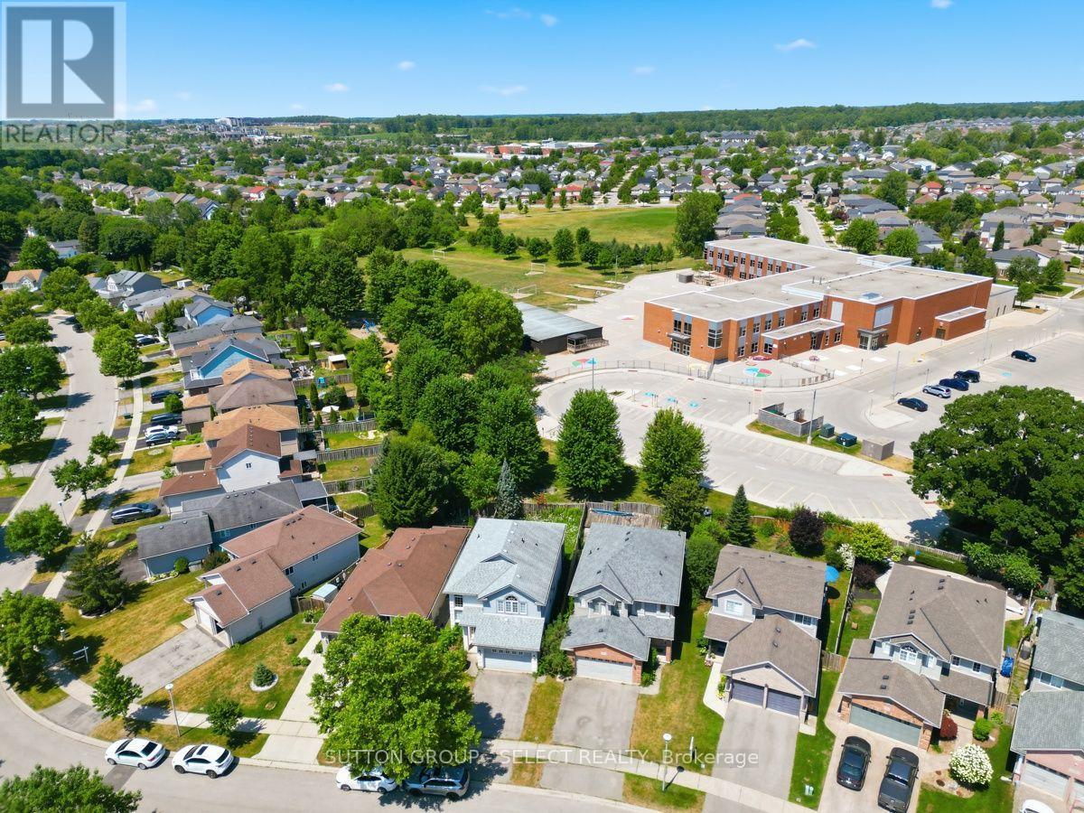 1789 DEVOS DRIVE - 5