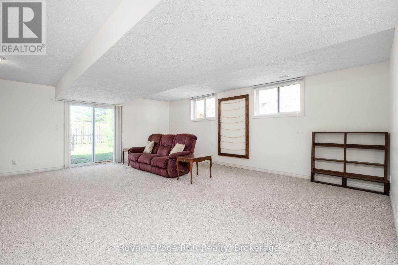 246 16TH AVENUE CRESCENT - Image 39