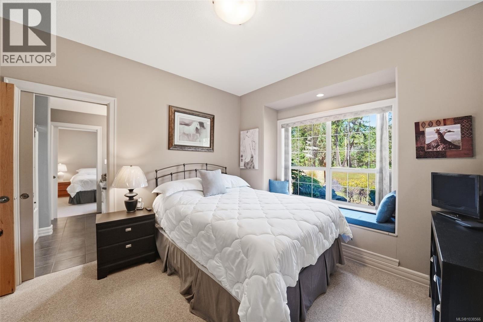 990 View Rd - 12
