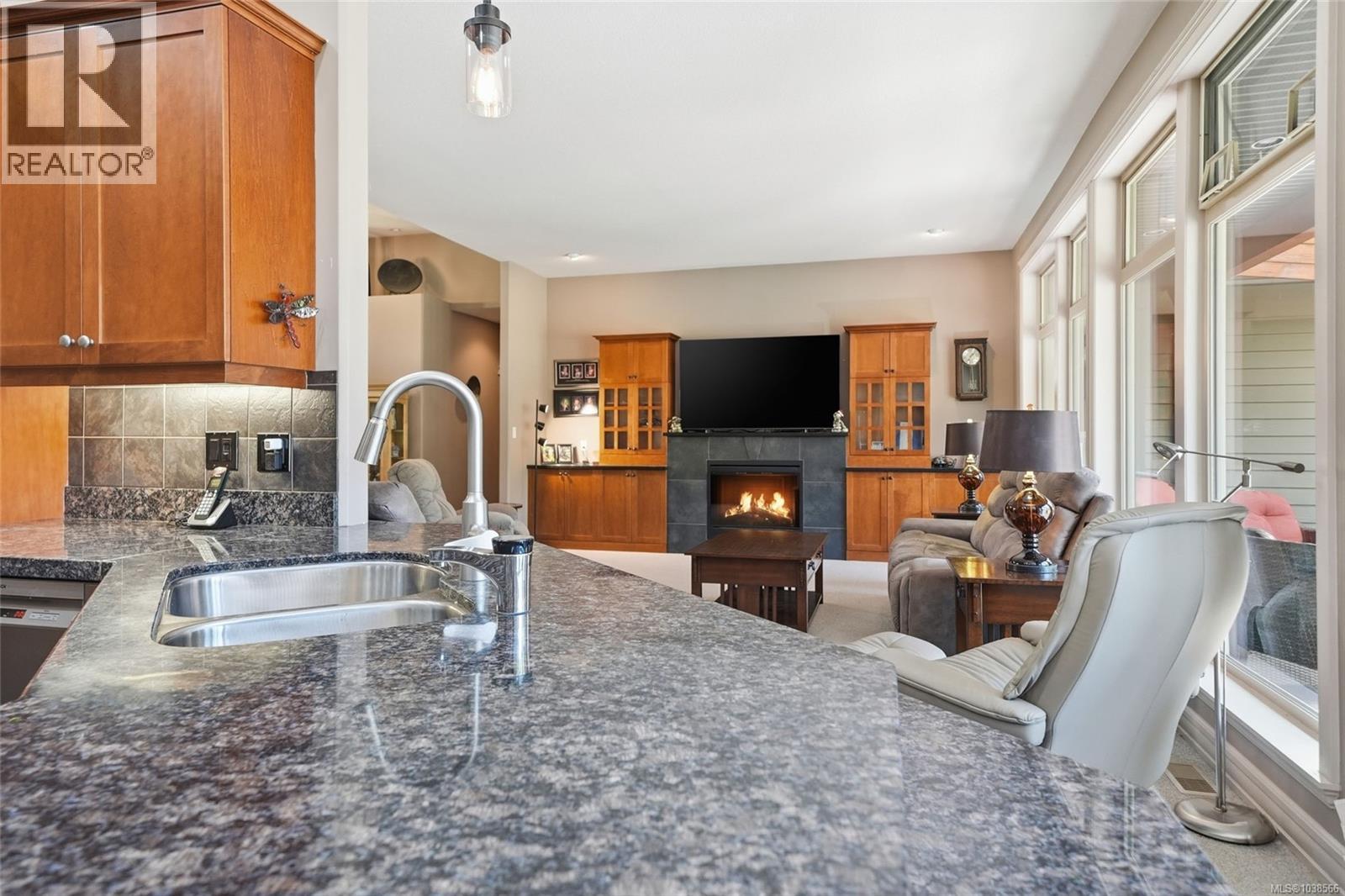 990 View Rd - 25