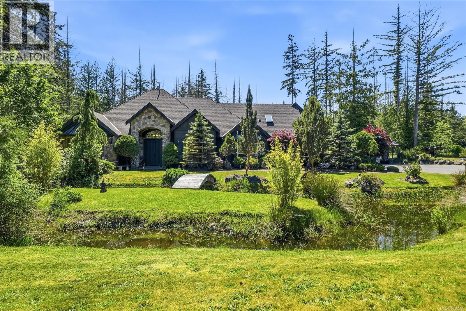 990 View Rd - 71