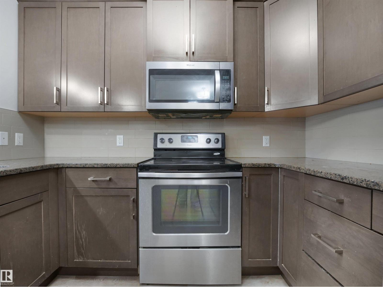 #415 2203 44 Ave NW - 15