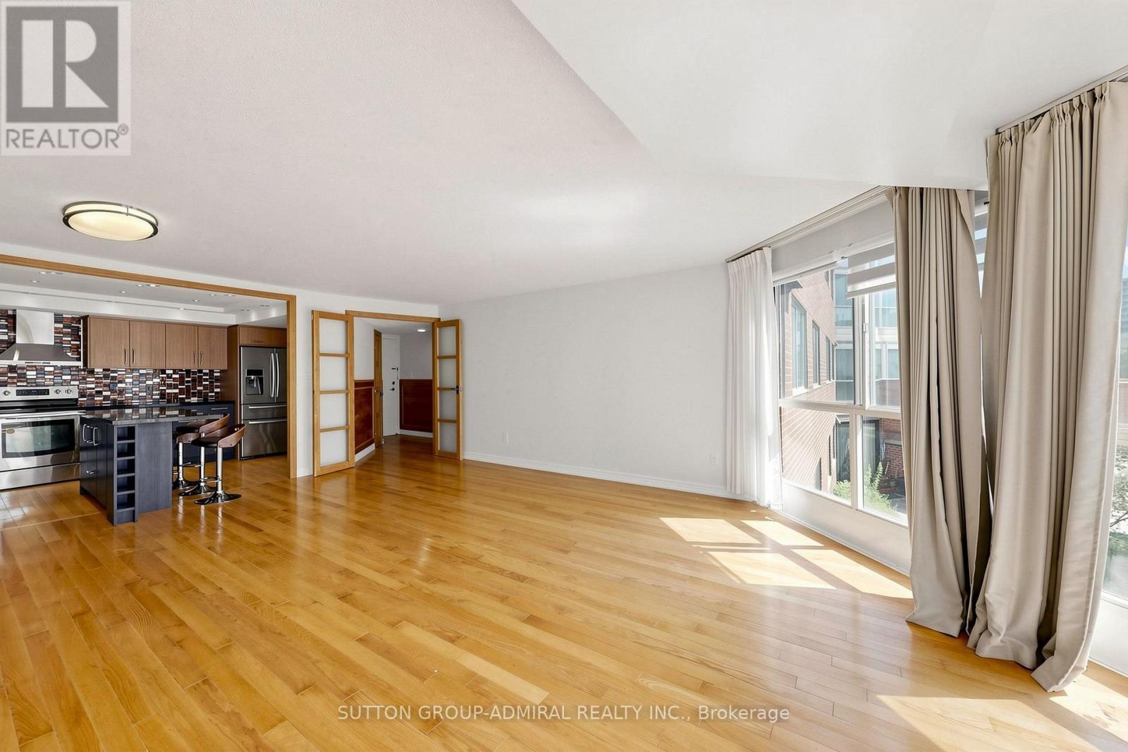 #208 5 WELDRICK ROAD W - 10