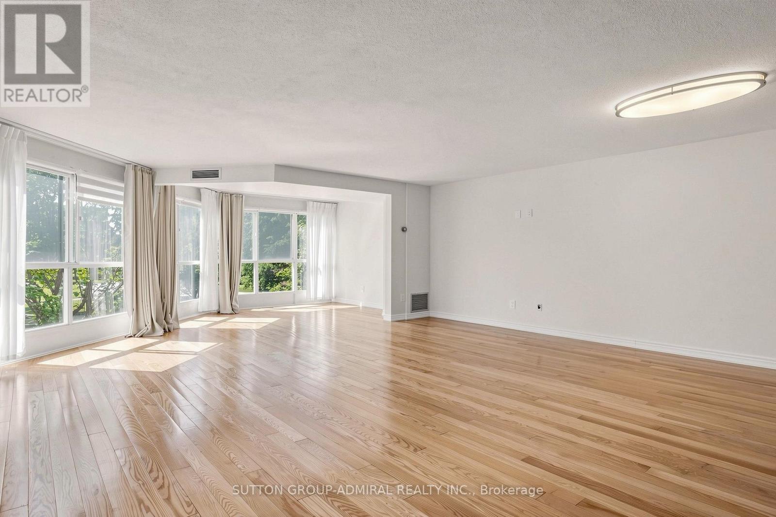 #208 5 WELDRICK ROAD W - 9