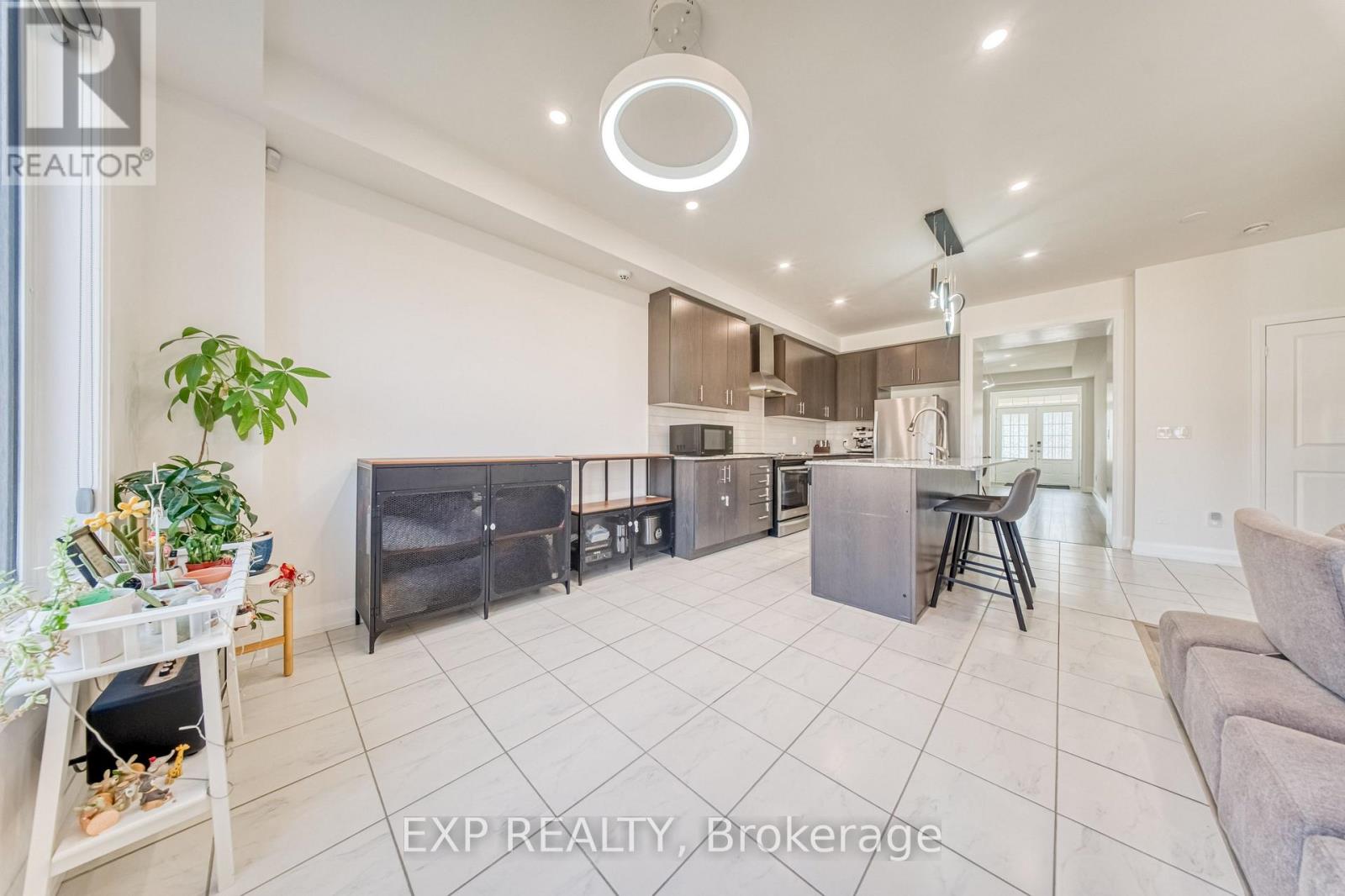 8 PROSPERITY WAY - Image 11
