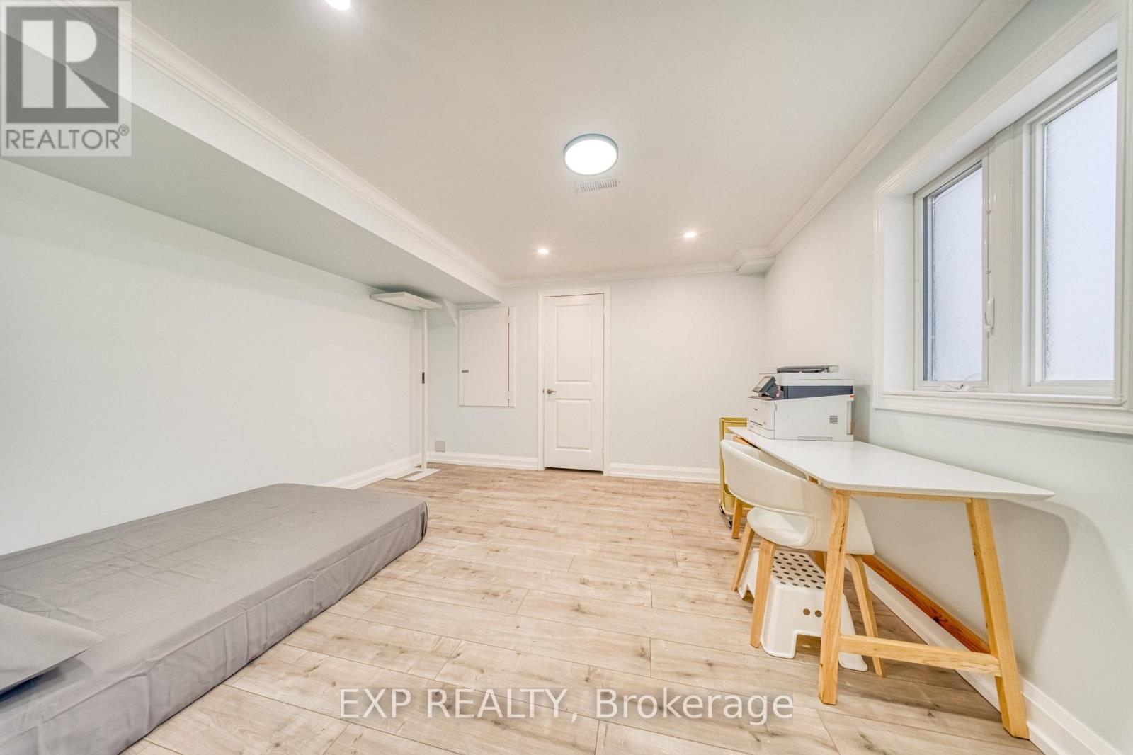 8 PROSPERITY WAY - Image 31