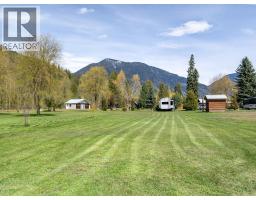 5301(2-10)-5317-5323-5327 Prosh Frontage Road, Craigellachie, BC V0E2J0 Photo 8