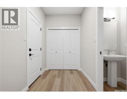 Laundry room - 3172 Favel Drive, Regina, SK S4V4C7 Photo 12