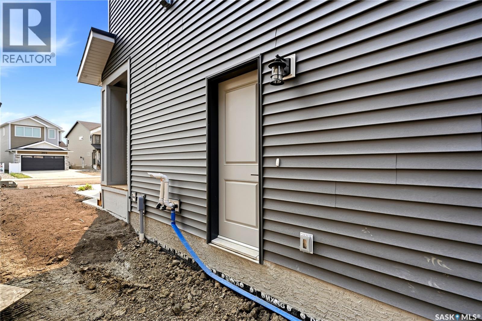 3172 Favel DRIVE - 33
