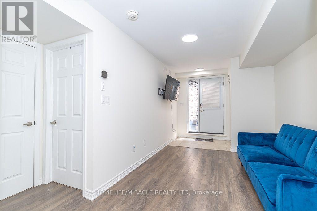 #413 2789 EGLINTON AVENUE - Image 10