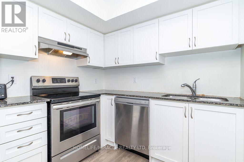 #413 2789 EGLINTON AVENUE - 13