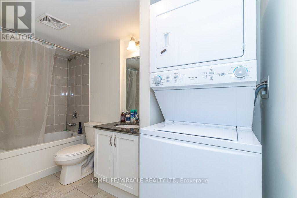 #413 2789 EGLINTON AVENUE - 17