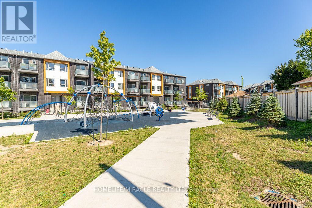 #413 2789 EGLINTON AVENUE - 21