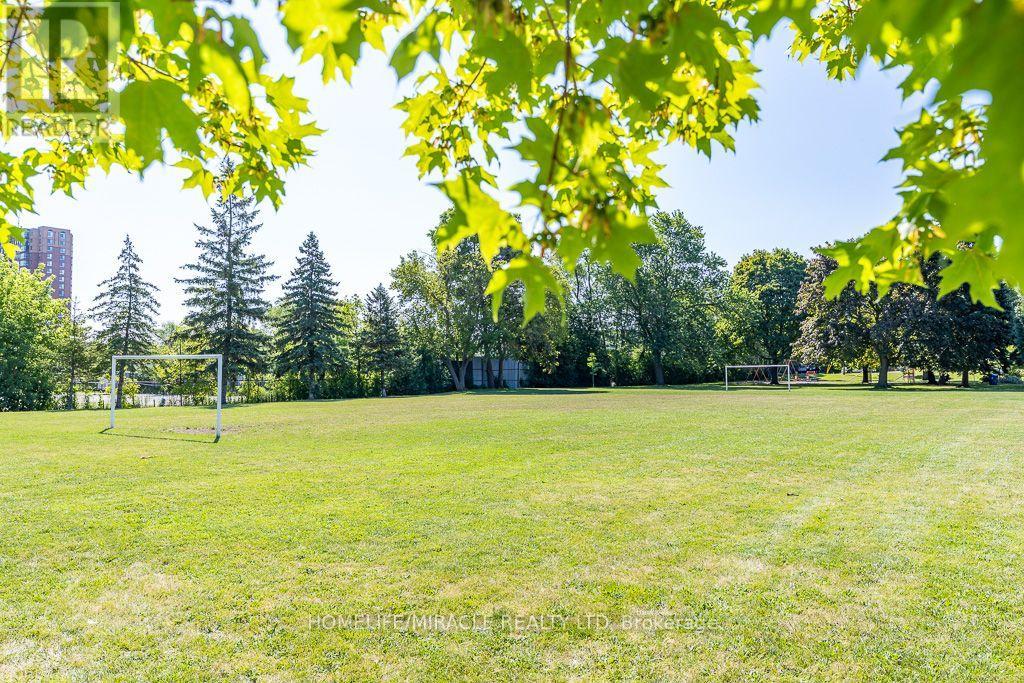 #413 2789 EGLINTON AVENUE - 22
