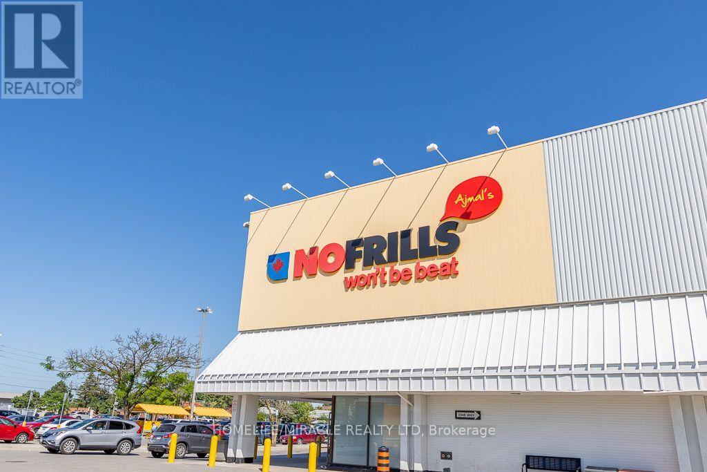 #413 2789 EGLINTON AVENUE - 25