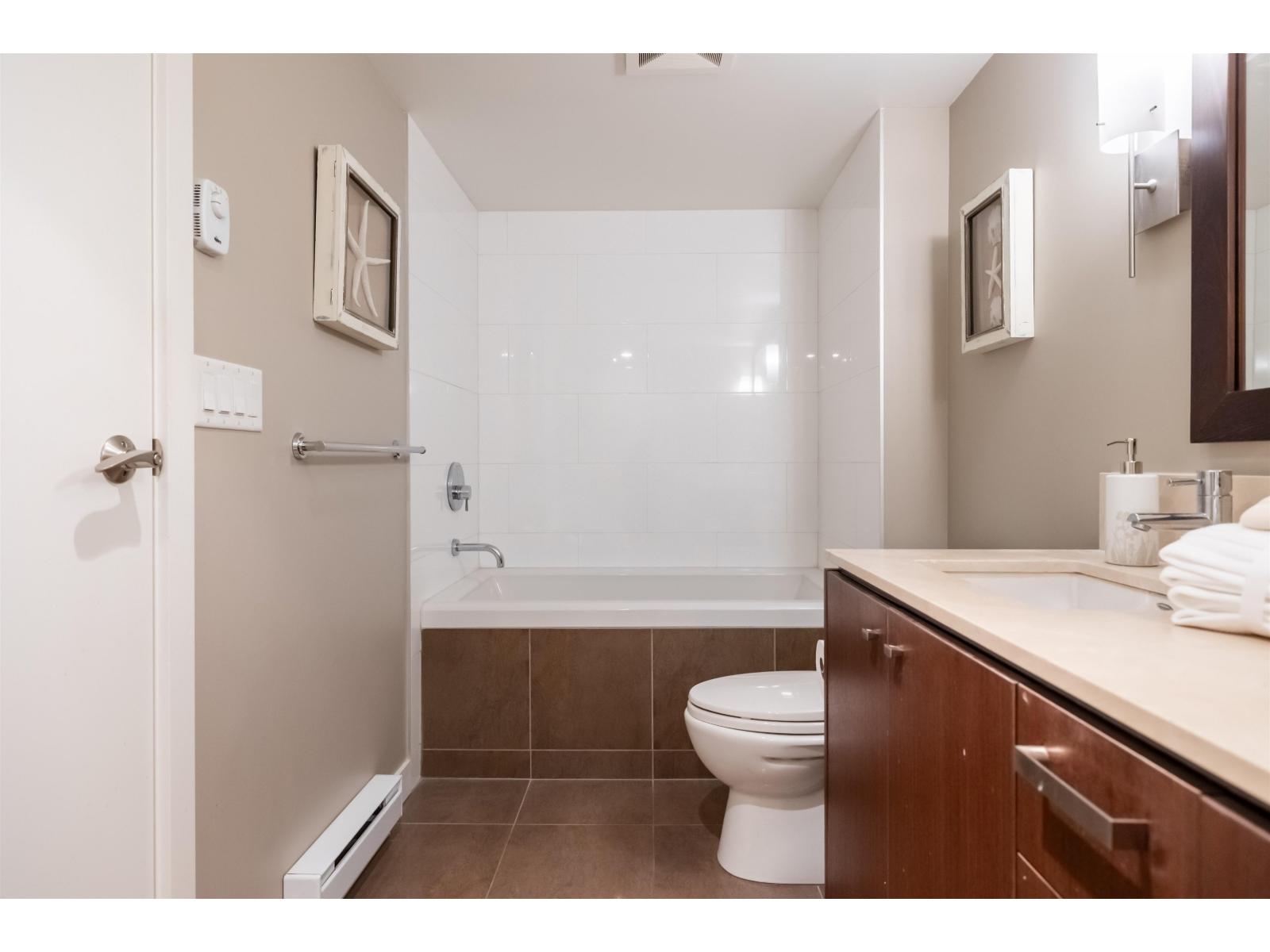 3 Bed, 2 Bath Apartment for Sale in Surrey – 402 2950 KING GEORGE BOULEVARD, Surrey – MLS# R3111439 - Image 41