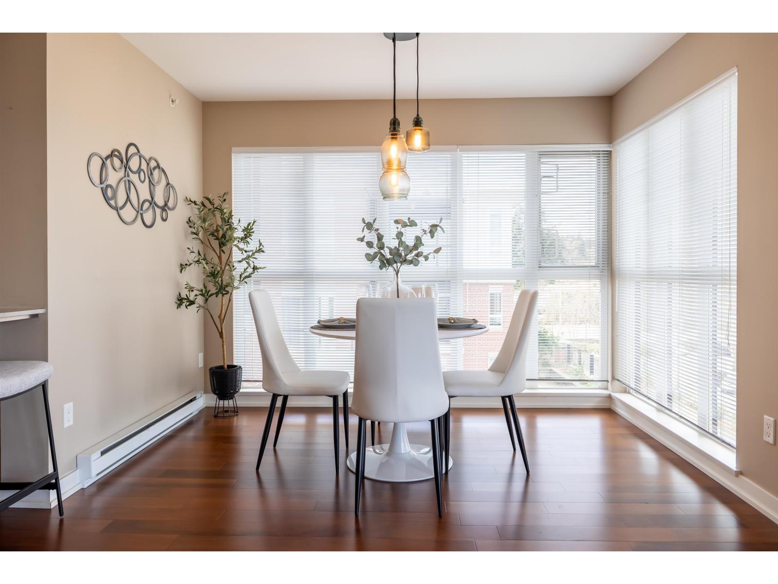3 Bed, 2 Bath Apartment for Sale in Surrey – 402 2950 KING GEORGE BOULEVARD, Surrey – MLS# R3111439 - Image 21