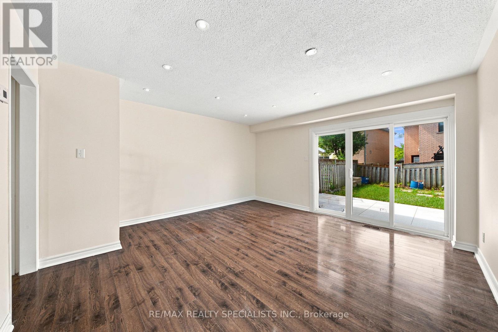 45 CLOVER BLOOM ROAD - 20