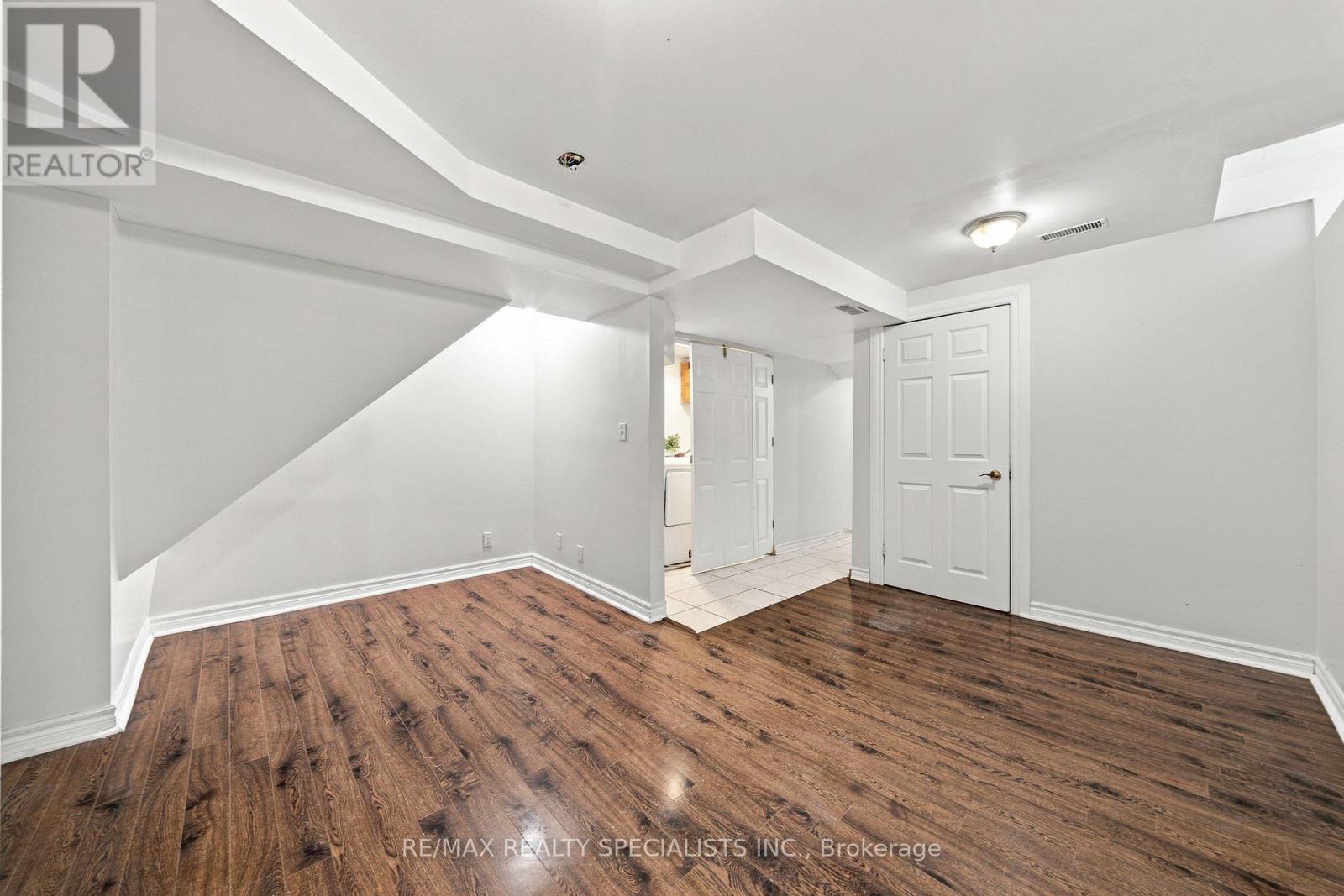 45 CLOVER BLOOM ROAD - 35